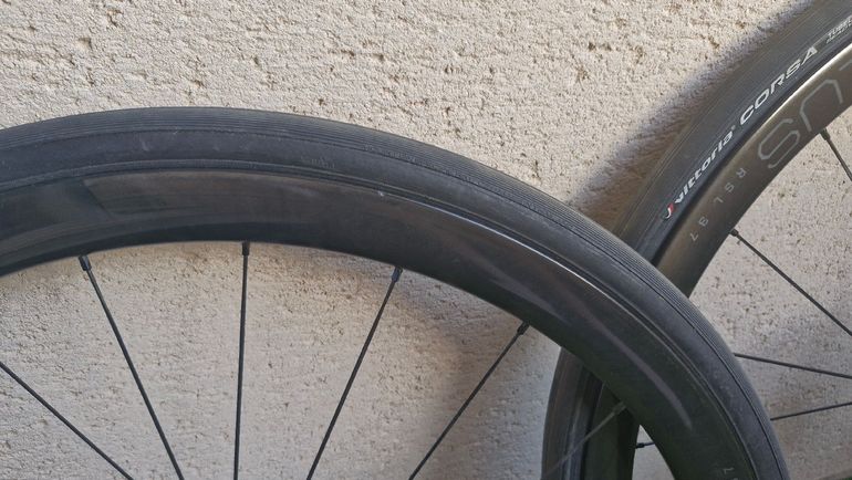 Used Bontrager Aeolus RSL 37 TLR Disc Road Wheel 2024 bike — image 4 of 4