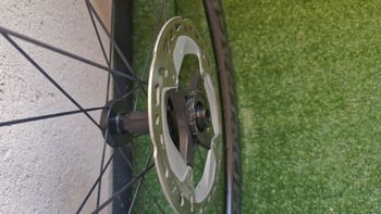 Used Bontrager Aeolus RSL 37 TLR Disc Road Wheel 2024 bike — image 3 of 4