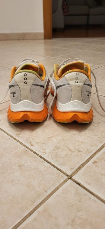 Used Saucony Endorphin Speed 4 2025 bike — image 2 of 3