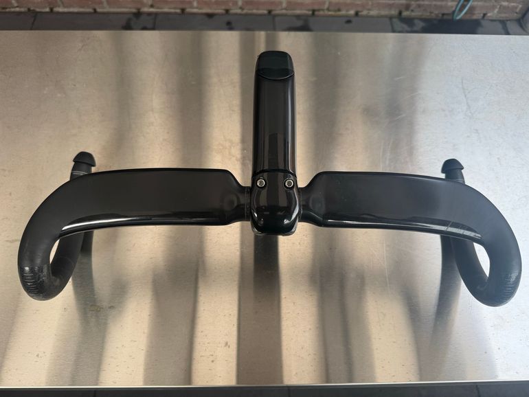 Used Enve SES AR Road IN-Route Handlebar 2023 bike — image 1 of 8