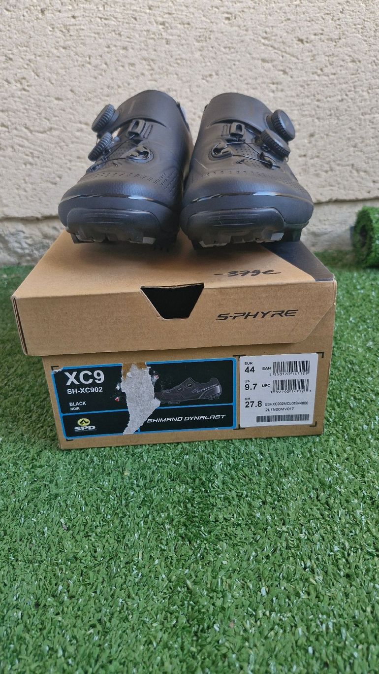 Used Shimano S-Phyre XC9 bike — image 4 of 4