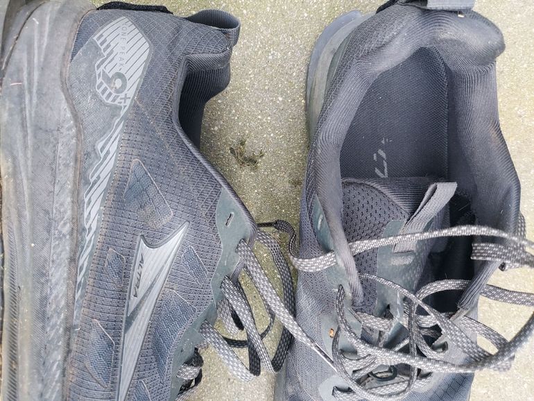 Used Altra Lone Peak 9+ 2025 bike — image 3 of 3