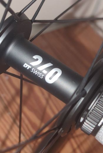 Used Dt Swiss ARC 1400 DICUT DB 62 bike — image 6 of 6