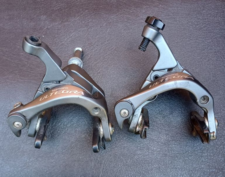 Used Shimano Ultegra BR-6800 Front and Rear Brakes bike — image 2 of 8