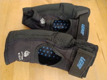 Brugt LEATT 3df 5.0 Mini Knee Pads 2024 bike — billede 2 af 2
