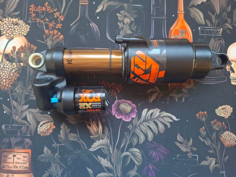 Used Fox Float X2 Factory 230x65 2024 bike — image 4 of 5