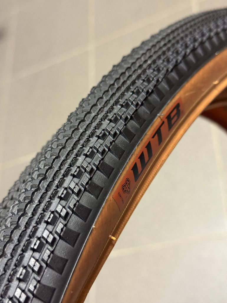 Used Wtb Vulpine 40 x 700 TCS Light Fast Rolling Gravel Tire Pair 2026 bike — image 5 of 5