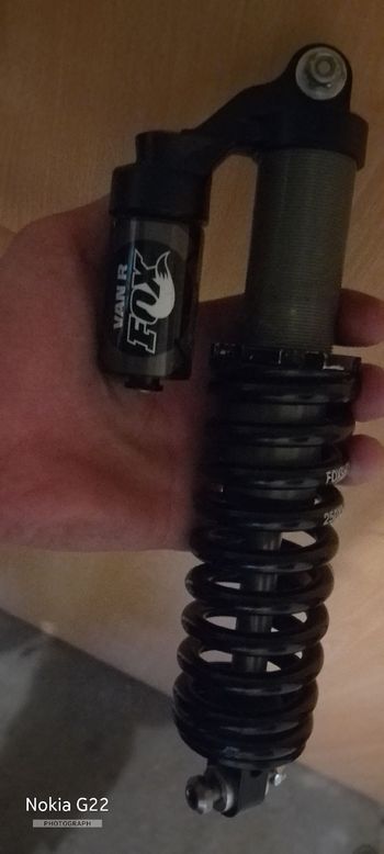 Used Fox Van R 2015 bike — image 2 of 3