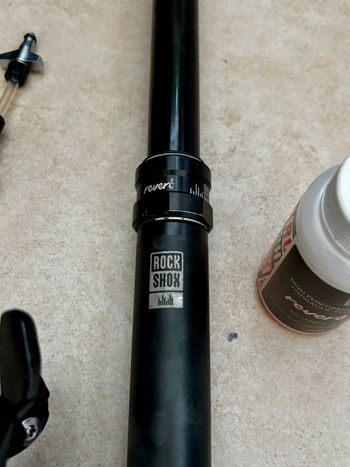 Used RockShox Reverb Stealth 31.6mm 150mm Hub 2023 bike — image 3 of 8