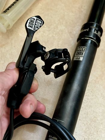 Used RockShox Reverb Stealth 31.6mm 150mm Hub 2023 bike — image 5 of 8