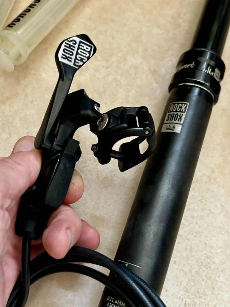 Used RockShox Reverb Stealth 31.6mm 150mm Hub 2023 bike — image 5 of 8