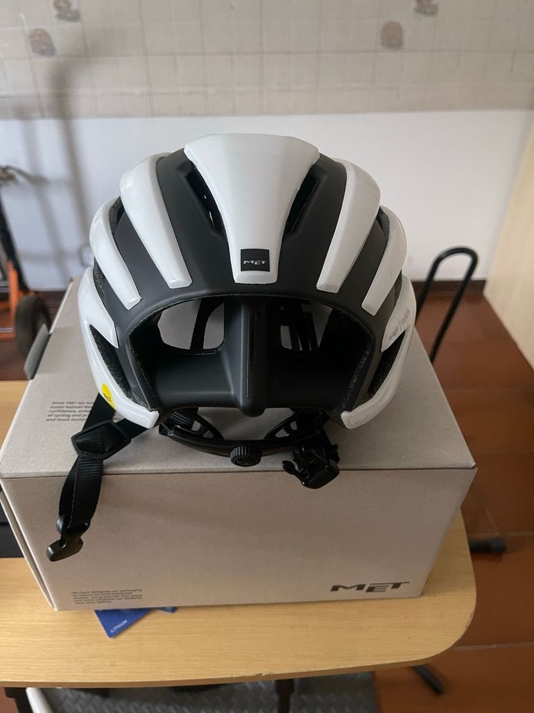 Used MET trenta 2026 bike — image 4 of 5