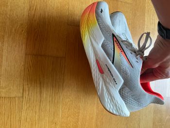 Used Brooks Hyperion Max 2 bike — image 4 of 6