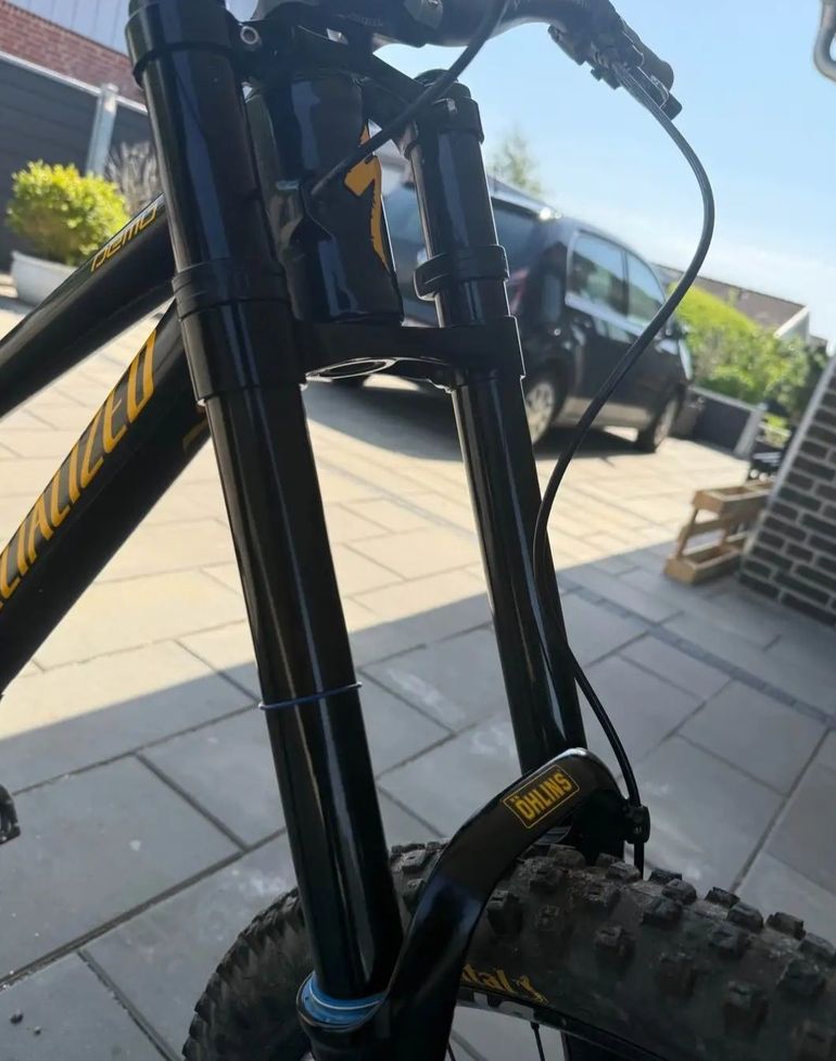 Used Öhlins DH38 m2.Air TTX18 29' 2024 bike — image 9 of 11