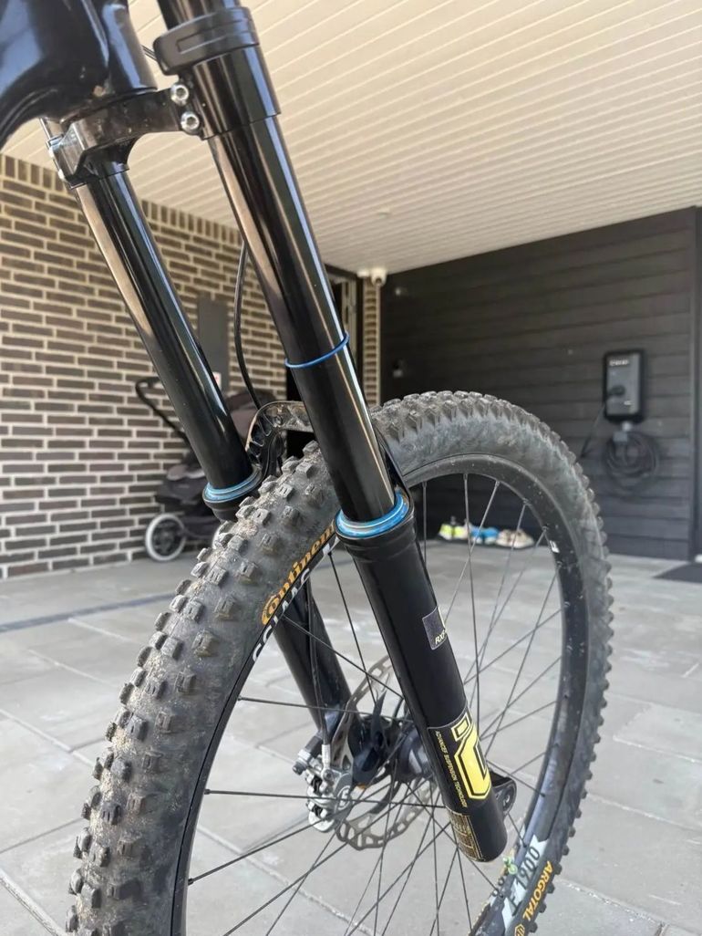 Used Öhlins DH38 m2.Air TTX18 29' 2024 bike — image 7 of 11