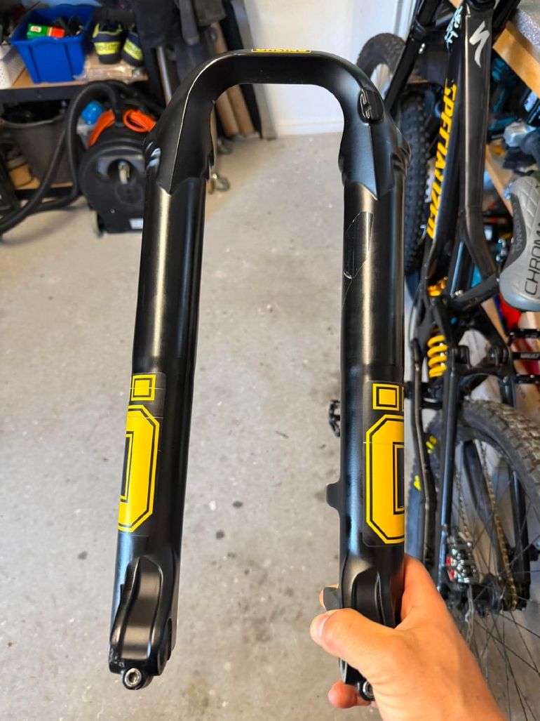 Used Öhlins DH38 m2.Air TTX18 29' 2024 bike — image 4 of 11