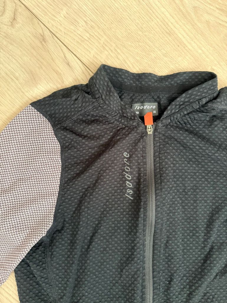Used Isadore Signature Merino Air Jersey bike — image 2 of 5