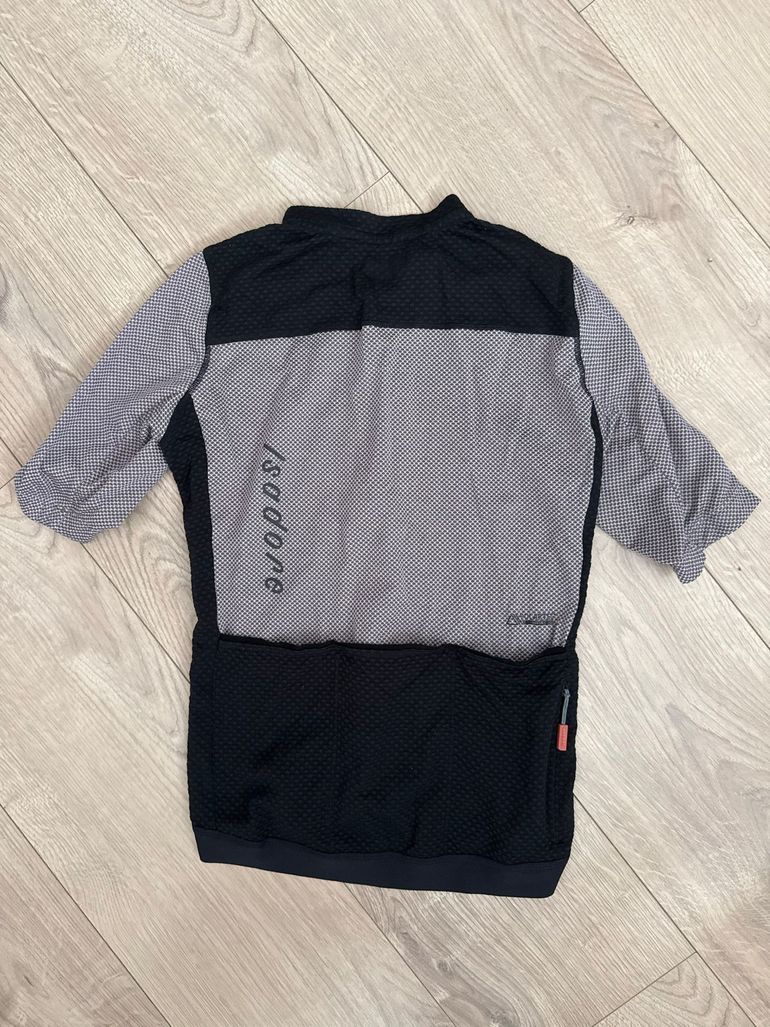 Used Isadore Signature Merino Air Jersey bike — image 5 of 5