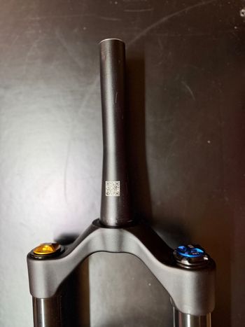 Used Öhlins RXF36 m.2 Air TTX18 29'/44/150 2026 bike — image 5 of 8