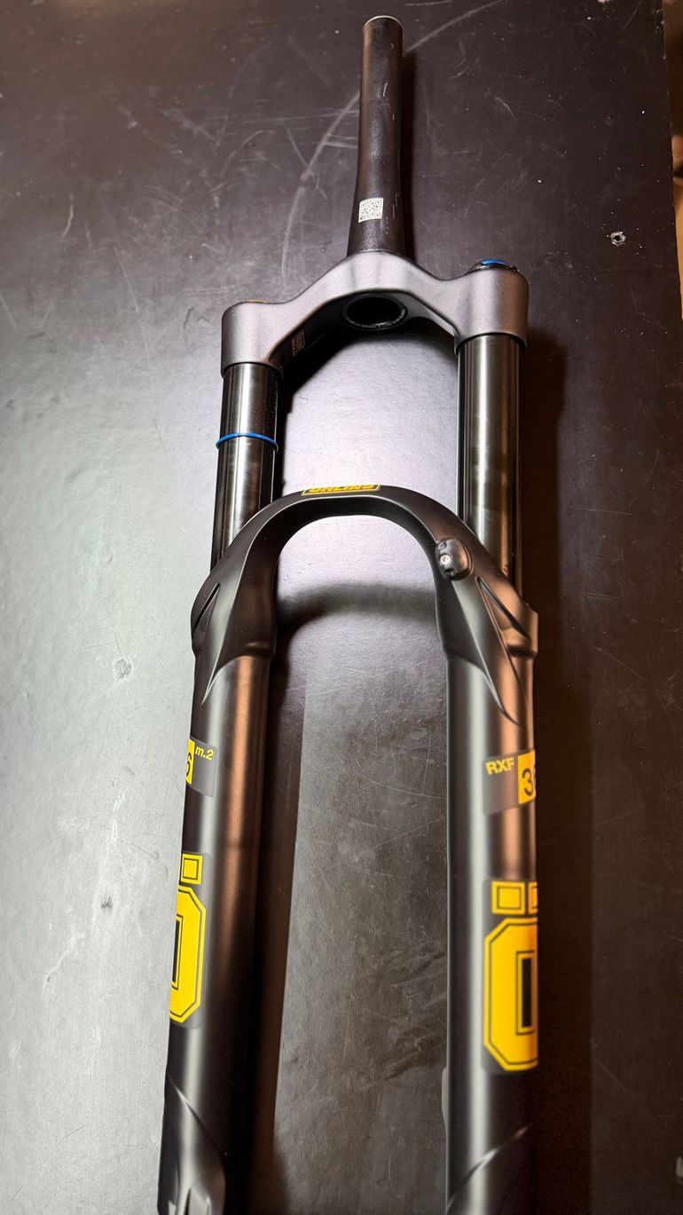 Used Öhlins RXF36 m.2 Air TTX18 29'/44/150 2026 bike — image 2 of 8