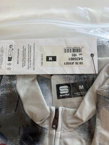 Used Sportful Maglia Strade Bianche 2026 bike — image 2 of 2