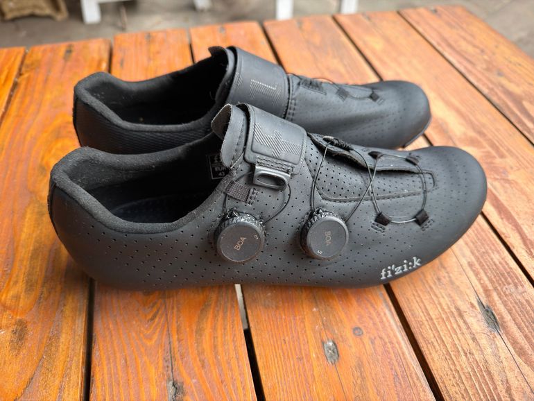 Used Fizik Vento Infinito Carbon 2 2025 bike — image 3 of 7
