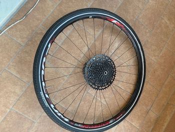 Used Fulcrum Red Passion 3 Tubeless Ready bike — image 2 of 2