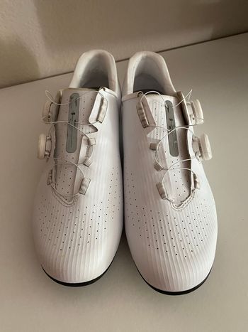 Used Van Rysel RCR-R Road Cycling Shoes White bike — image 3 of 5