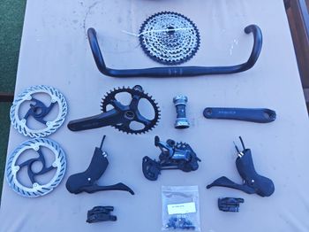Used Shimano GRX 1x12-speed Groupset 2025 bike