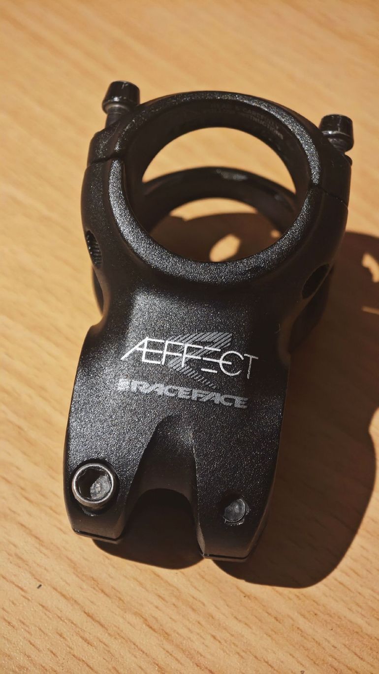 Used Race Face Aeffect R Vorbau 35x40 mm 0° bike — image 2 of 5