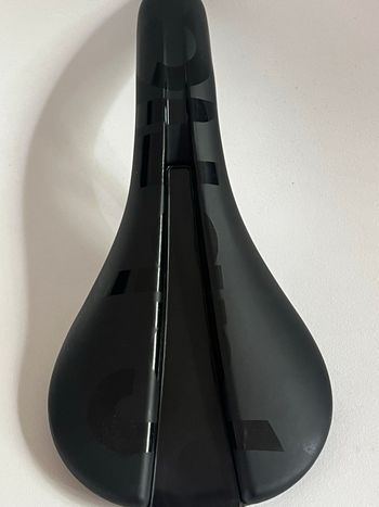 Used Fabric Line Race Team Carbon Sattel bike — image 5 of 5