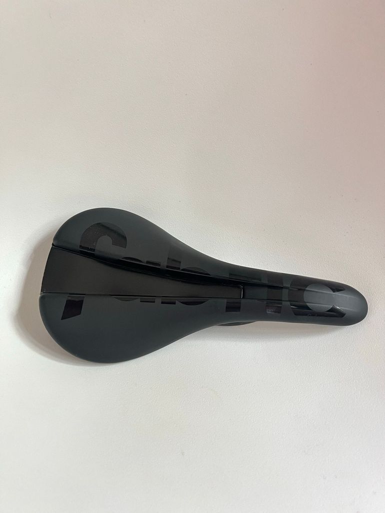 Used Fabric Line Race Team Carbon Sattel bike — image 2 of 5