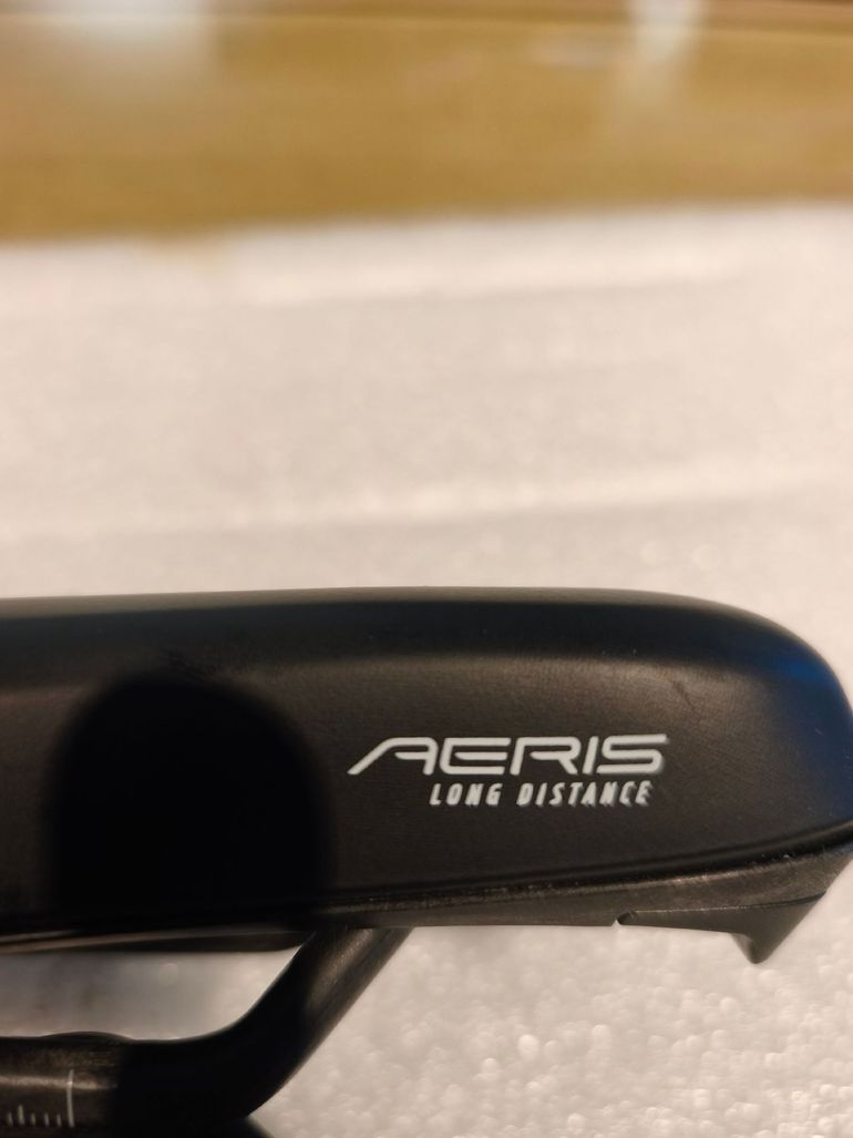 Used Fizik AERIS LONG DISTANCE 2026 bike — image 5 of 9