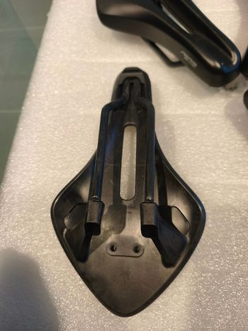 Used Fizik AERIS SHORT DISTANCE 2026 bike — image 4 of 9
