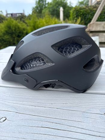 Used Bontrager Rally WaveCel Helmet 2019 bike — image 2 of 5