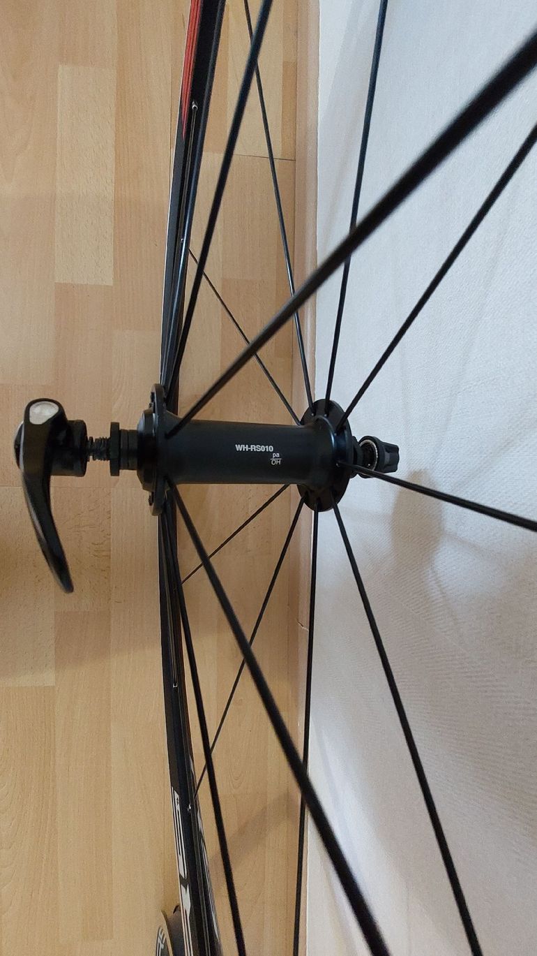 Used Shimano WH-RS010 Wheelset 2018 bike — image 2 of 4
