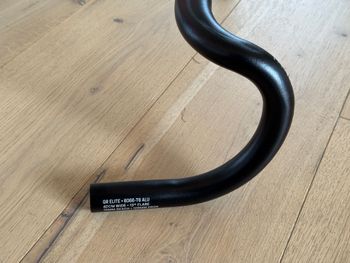 Used Bontrager GR Elite Gravel Handlebar 42 cm 13° Flare Alu 2024 bike
