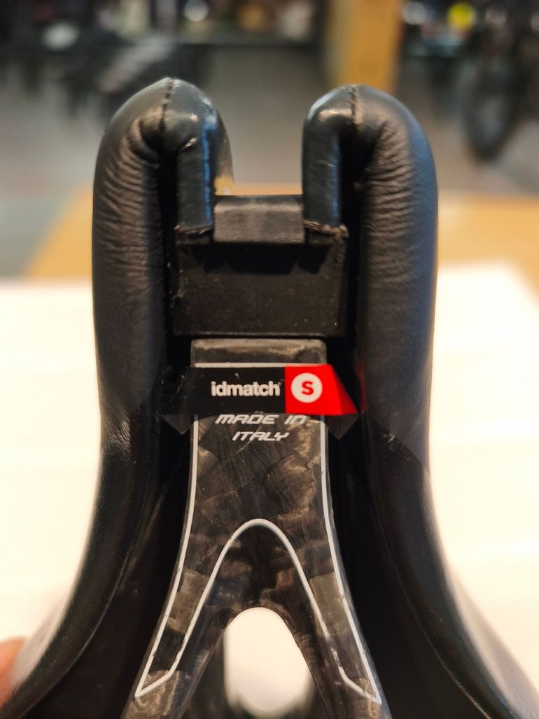 Used Selle Italia IRON EVO SUPERFLOW SD SADDLE 2025 bike — image 8 of 10