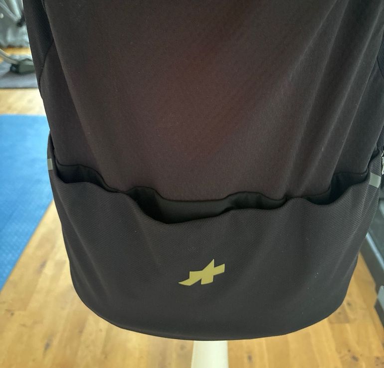 Used Assos Trikot Mille GTO 2026 bike — image 2 of 4