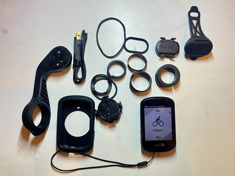 Used Garmin Edge 530 GPS Cycling Computer bike — image 4 of 5