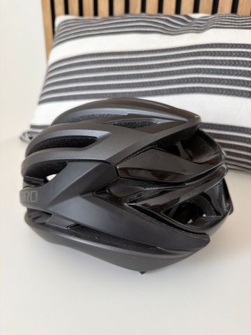 Použité Giro Syntax MIPS Helmet 2024 bike — obrázek 2 z 2