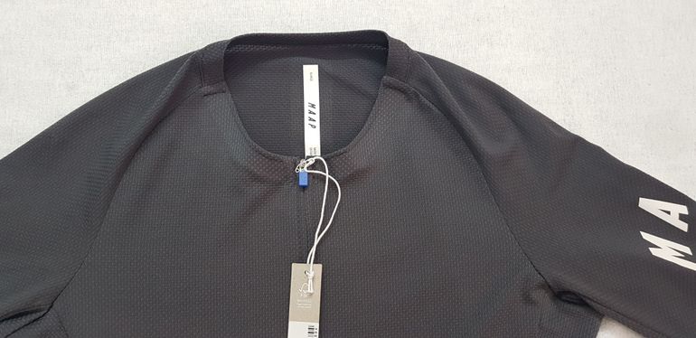 Used MAAP Aeon Jersey Langarm Größe XL Anthrazit Neu 2025 bike — image 3 of 6