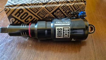 Used RockShox Deluxe Ultimate 2025 bike — image 4 of 5