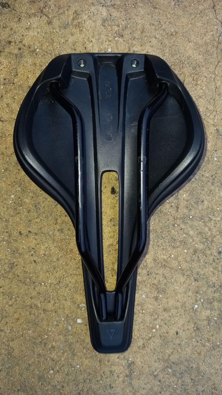 Used Cube VENEC CMPT Saddle 2026 bike — image 2 of 2