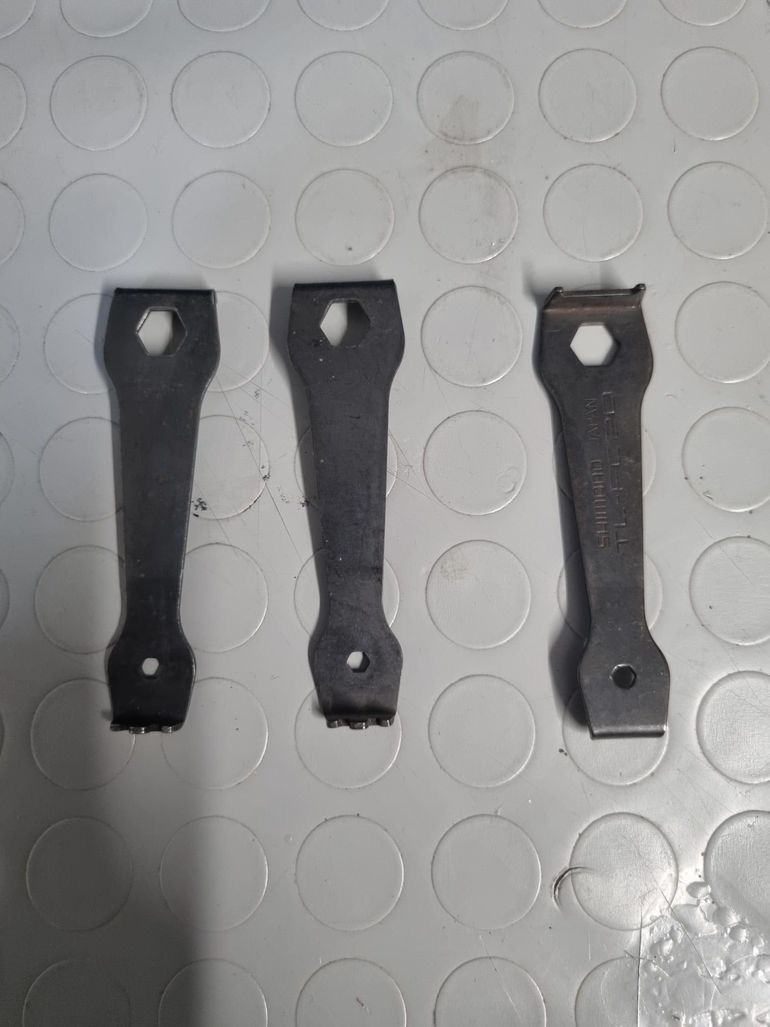 Used scimano Attrezzatura varia per a bici da corsa bike — image 1 of 11