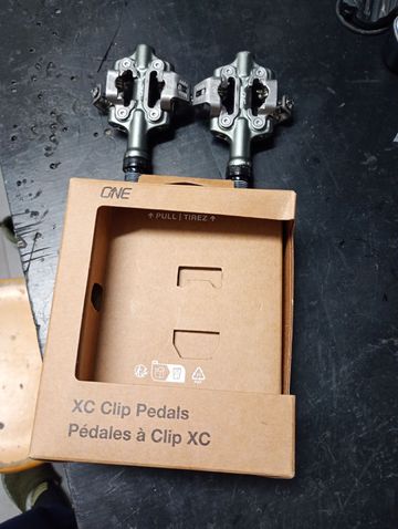 Used Oneup MTB Pedals 2026 bike — image 2 of 5
