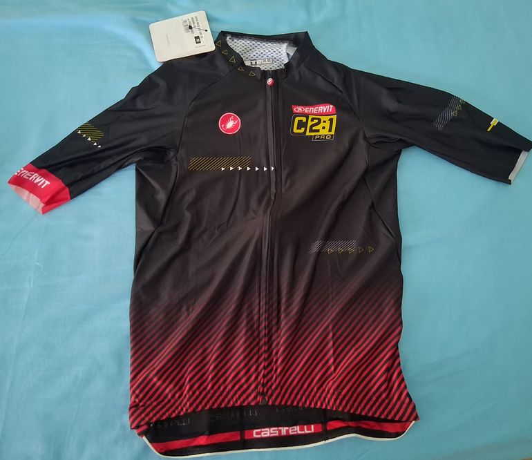 Used Castelli Aero Race 6.0 JRS FZ 2025 bike — image 1 of 3