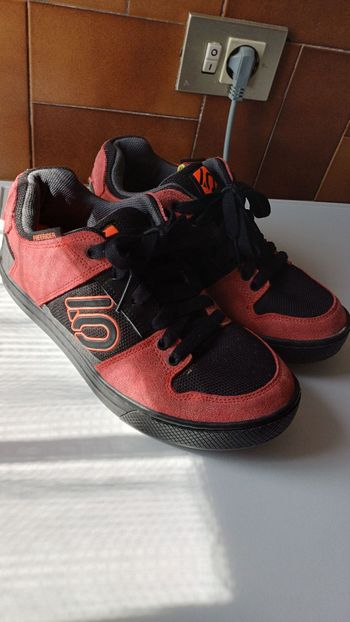 Used Adidas five teen bike — image 2 of 3