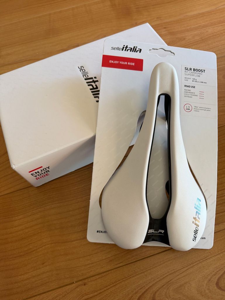 Used Selle Italia Selle Itália SLR White 2025 bike — image 1 of 2
