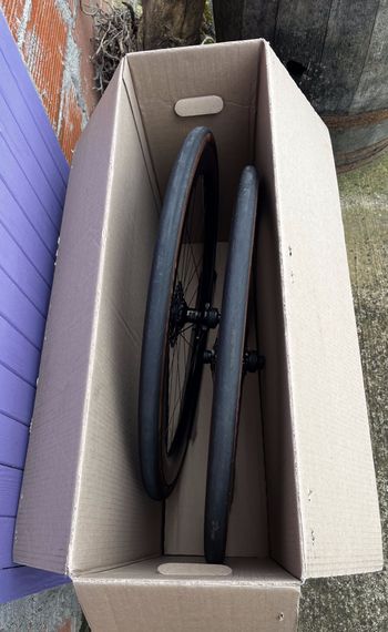 Used Shimano Dura Ace C50 Tubeless Wheelset 2025 bike — image 8 of 11
